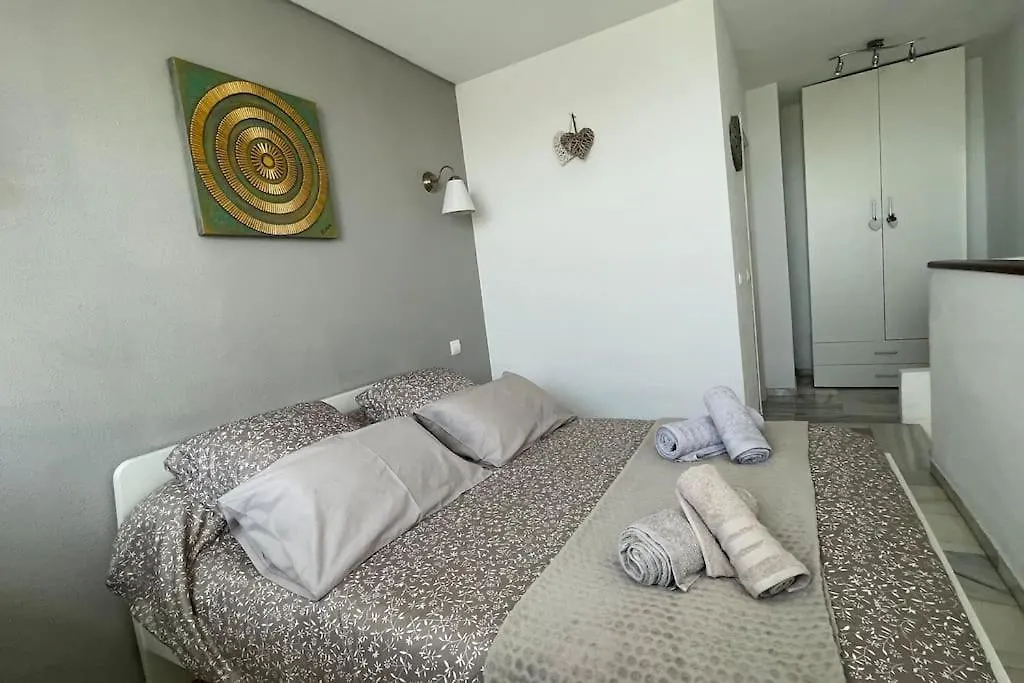 Atico Con Bonita Vista. En Urbanizacion Privada.! Apartment Estepona