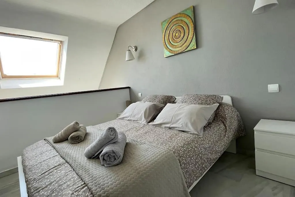 Atico Con Bonita Vista. En Urbanizacion Privada.! Apartamento Estepona España